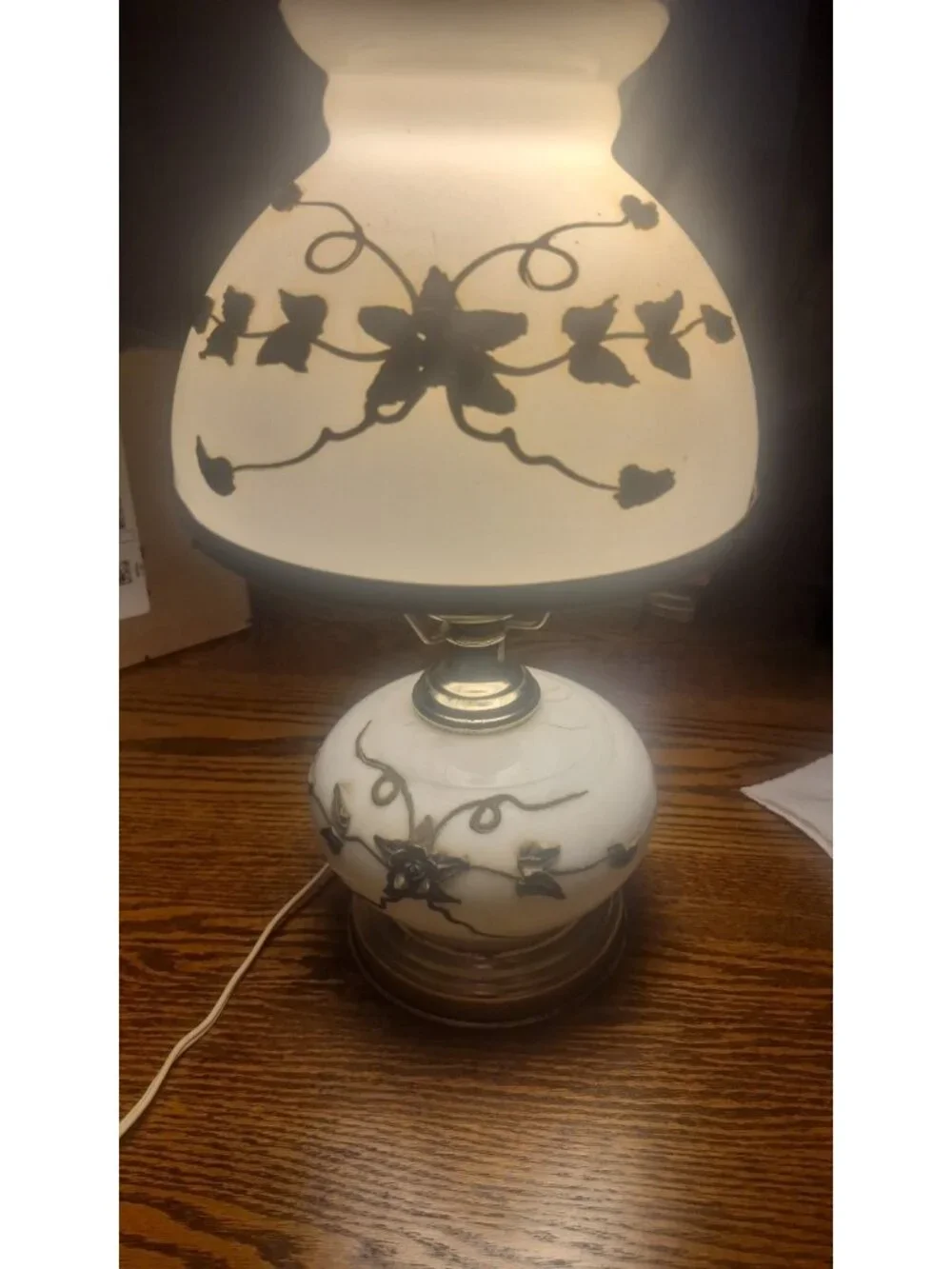 Vintage White Milk Glass Raised Brass Flower Hurricane Table Lamp ~ 3 Way Switch